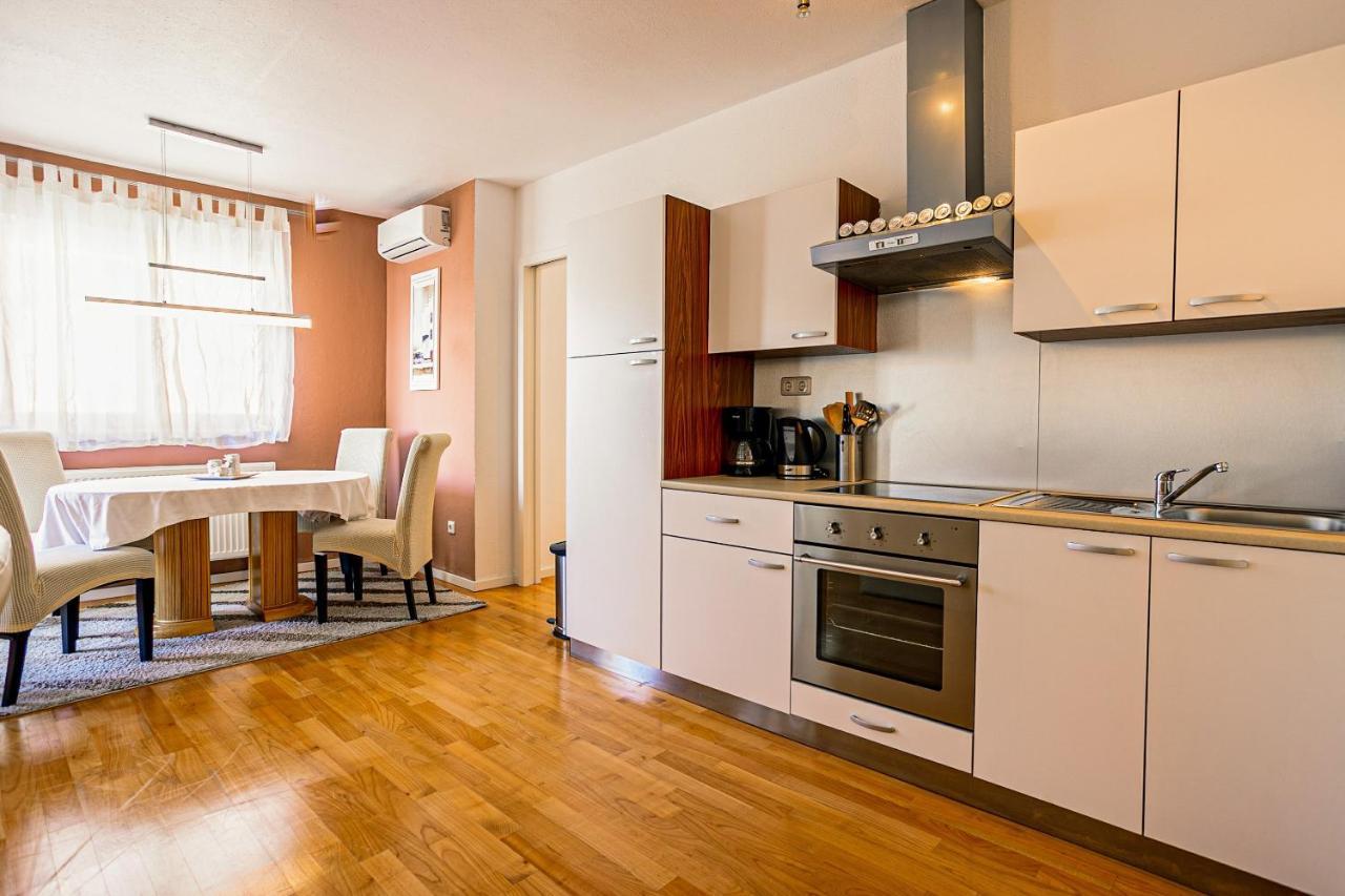Apartman Aqua Podstrana Luaran gambar