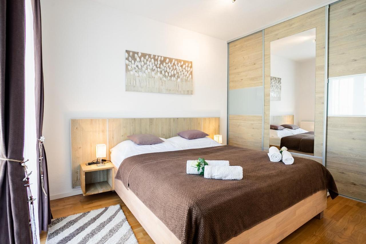 Apartman Aqua Podstrana Luaran gambar