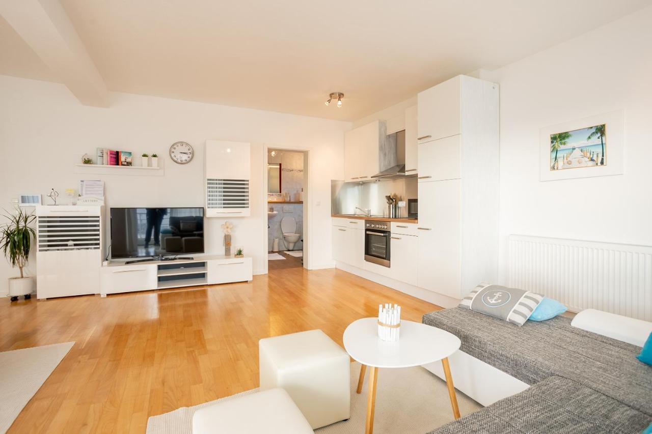 Apartman Aqua Podstrana Luaran gambar
