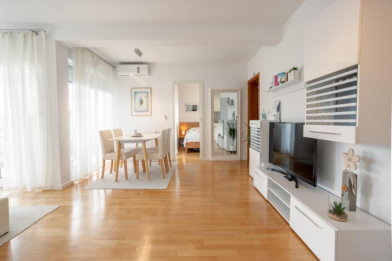 Apartman Aqua Podstrana Luaran gambar