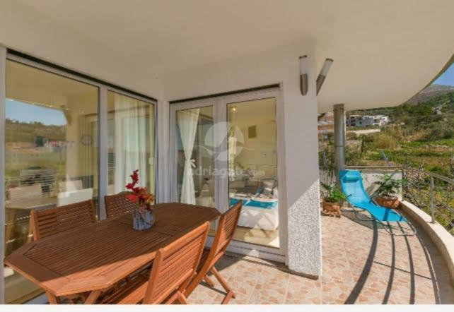 Apartman Aqua Podstrana Luaran gambar