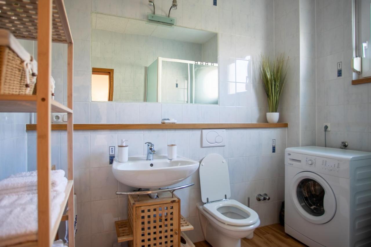 Apartman Aqua Podstrana Luaran gambar